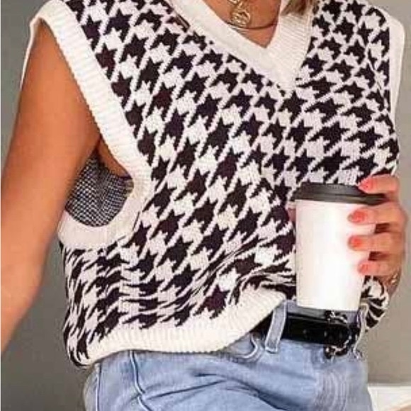 NWT Houndstooth Sweater Vest - Picture 2 of 6